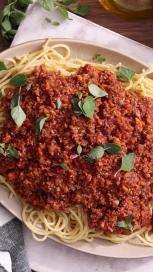 https://www.maggi.co.nz/sites/default/files/styles/search_result_153_272/public/2024-06/NESTHA1663_Foods%20Maggi%20HOW%20TO%20COOK_16x9_1920x1080_R2%20-%20frame%20at%200m21s.jpg?itok=swx6BYeH