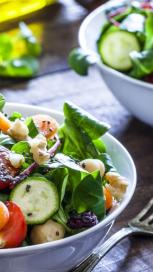 https://www.maggi.co.nz/sites/default/files/styles/search_result_153_272/public/immunity-boosting-salad-ideas_0.jpg?itok=ULEsrZFz