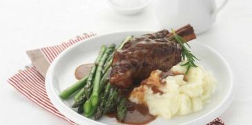 Slow-Cooked Red Wine & Rosemary Lamb Shanks