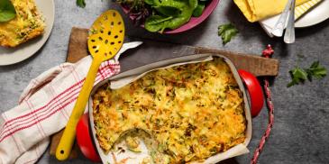 Savoury Cheese & Vegetable Noodle Bake (Vegetarian)